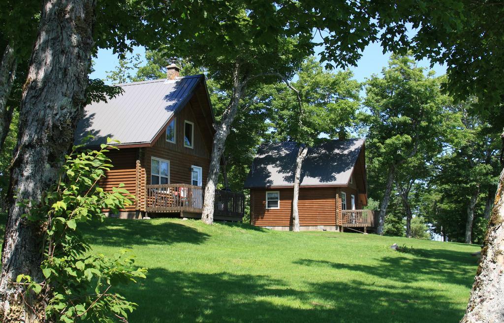 Smith Rock Chalets Scotsburn Exterior photo